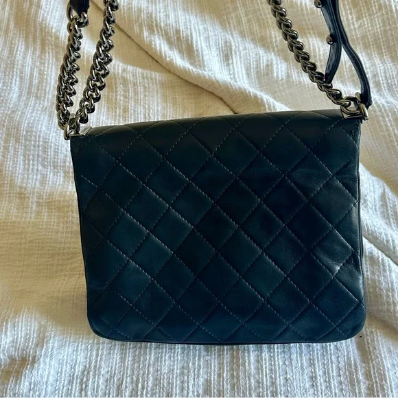 🦄 Rare 🦄 Chanel Boy Flap Bag - Picture 7 of 16